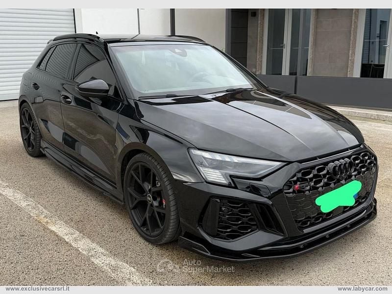 Nero Usata 2023 Audi RS3 Exclusive Tre volumi | 53.000 € (Super prezzo) - Immagine 1/4