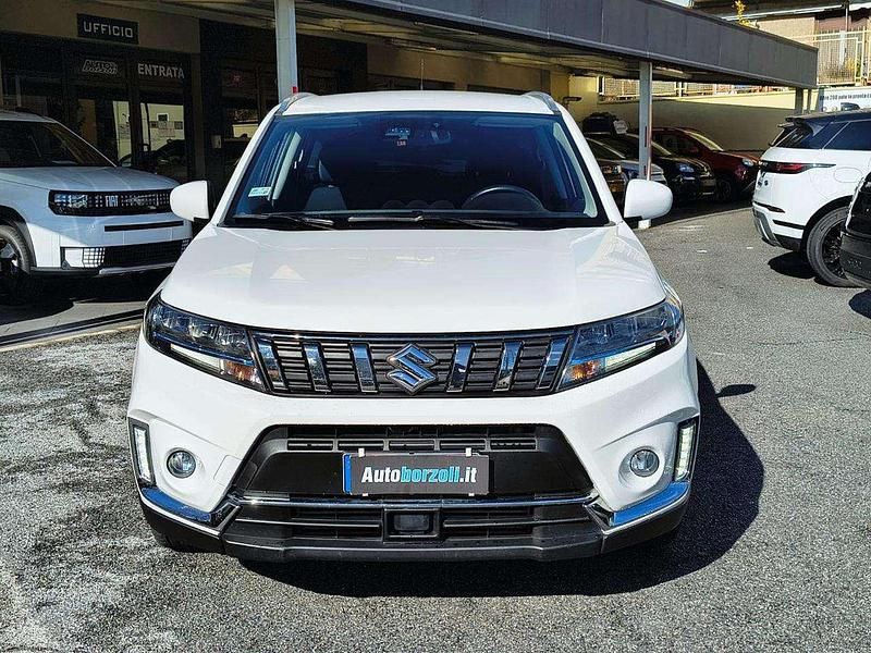 Usata Suzuki Vitara Cool 129 CV (94 kW) 2020 Bianco pastello SUV