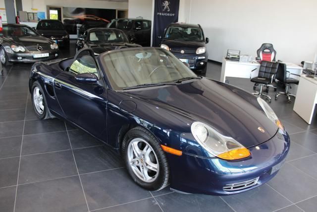 Blu metallizzato Usata 1998 Porsche Boxster Cabrio | 17.900 € (Super prezzo) - Immagine 1/4