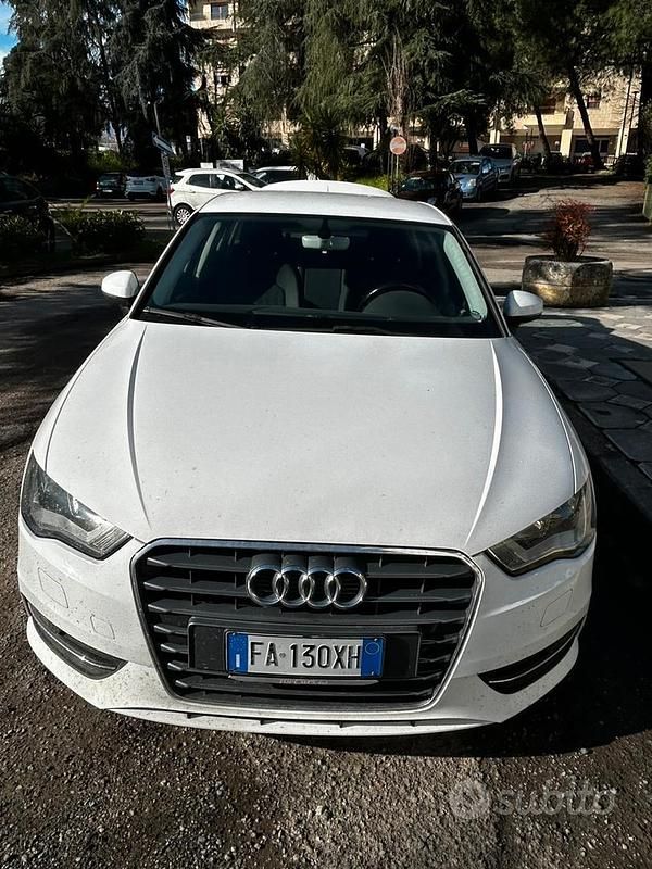 Usata Audi A3 Attraction 115 CV (84 kW) 2015 Bianco Berlina