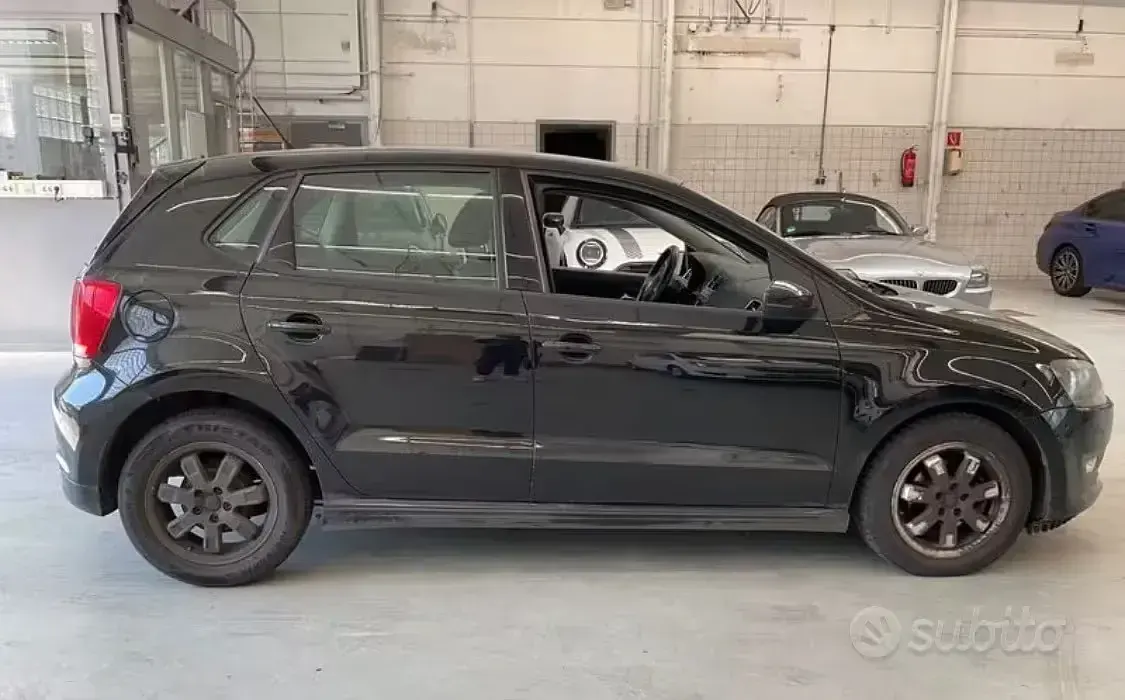 Usata VW Polo Highline 75 CV (55 kW) 2012 Nero Utilitaria