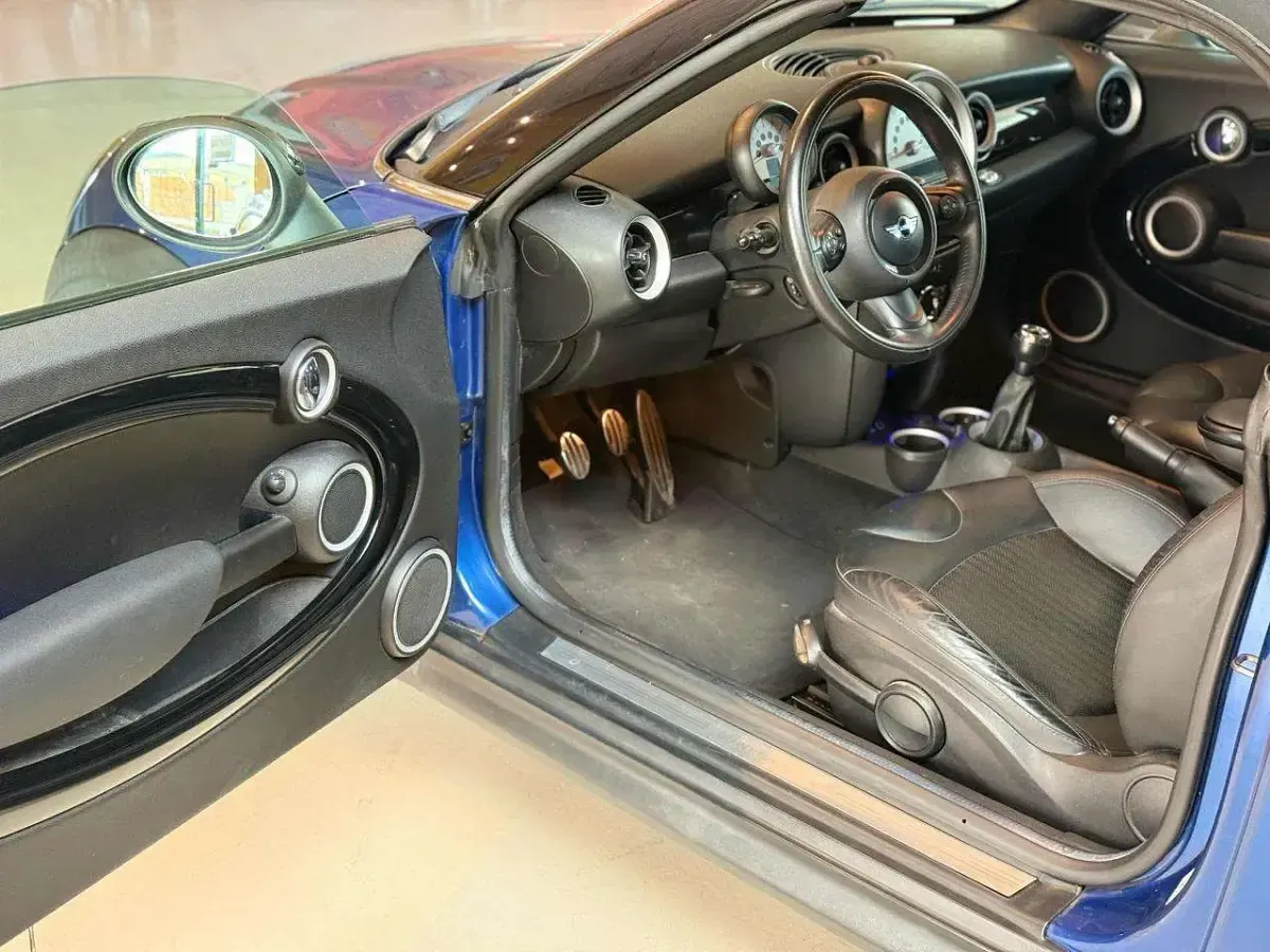 Usata Mini Cooper Roadster 122 CV (89 kW) 2014 Blu Cabrio