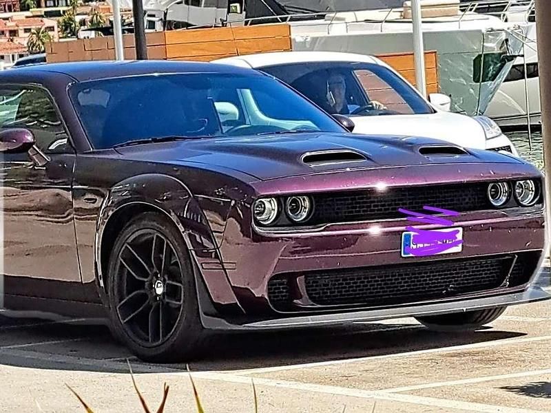 Usata Dodge Challenger 377 CV (277 kW) 2023 Lilla Coupé