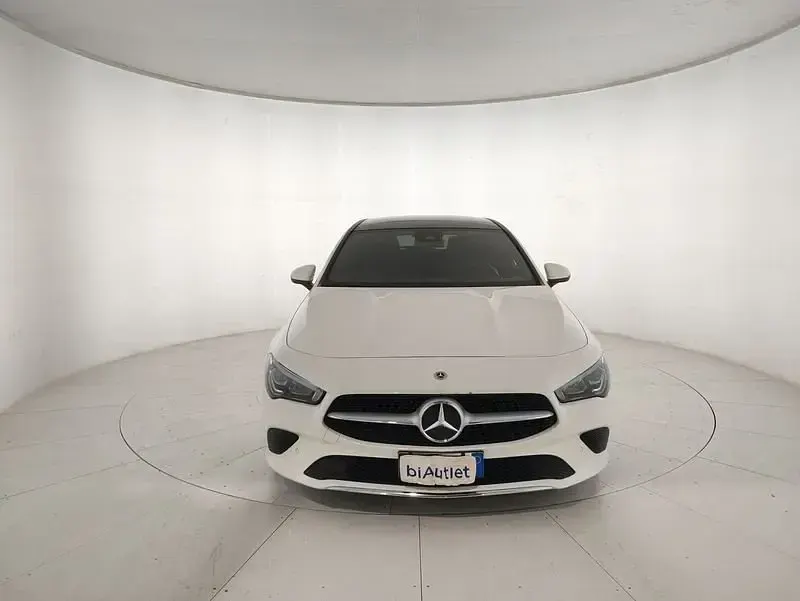 Usata Mercedes CLA180 Shooting Brake 116 CV (85 kW) 2021 Bianco Station wagon