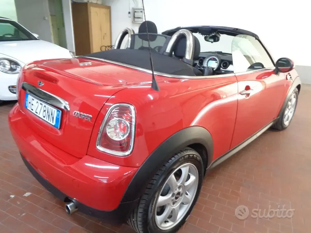 Usata Mini Cooper Roadster 122 CV (89 kW) 2014 Rosso Cabrio