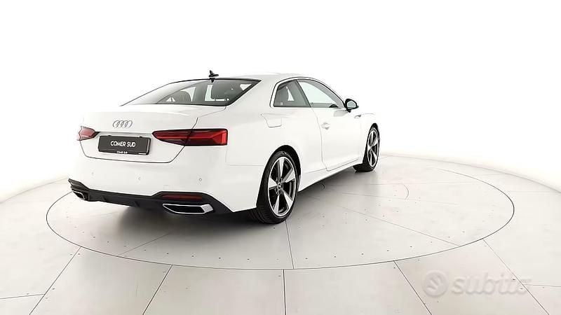 Usata Audi A5 Business 204 CV (150 kW) 2022 Bianco Coupé