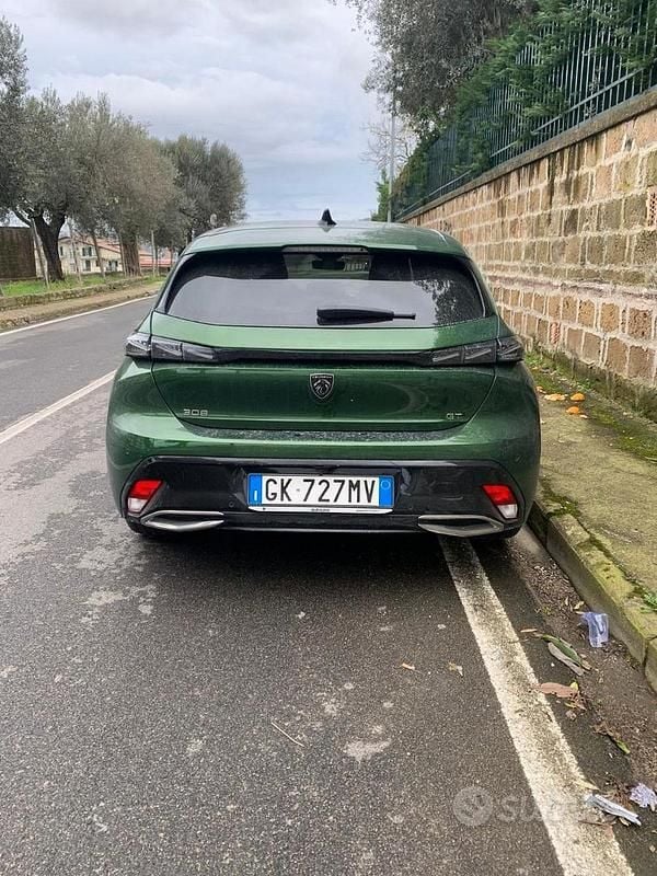 Usata Peugeot 308 GT 131 CV (96 kW) 2022 Verde Berlina