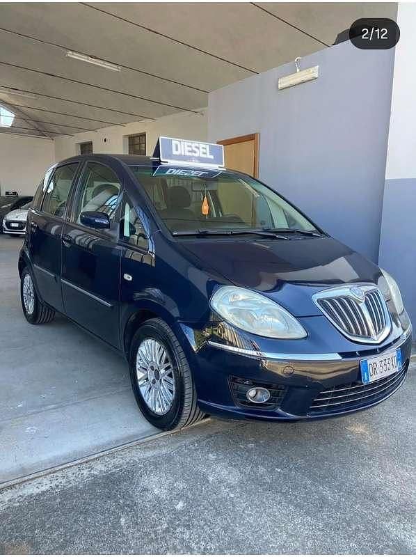 Usata Lancia Musa 69 CV (50 kW) 2008 Monovolume