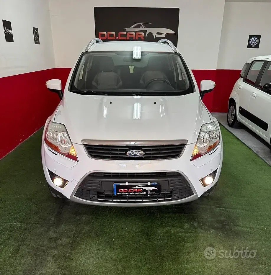 Usata Ford Kuga Titanium 140 CV (102 kW) 2011 Bianco SUV