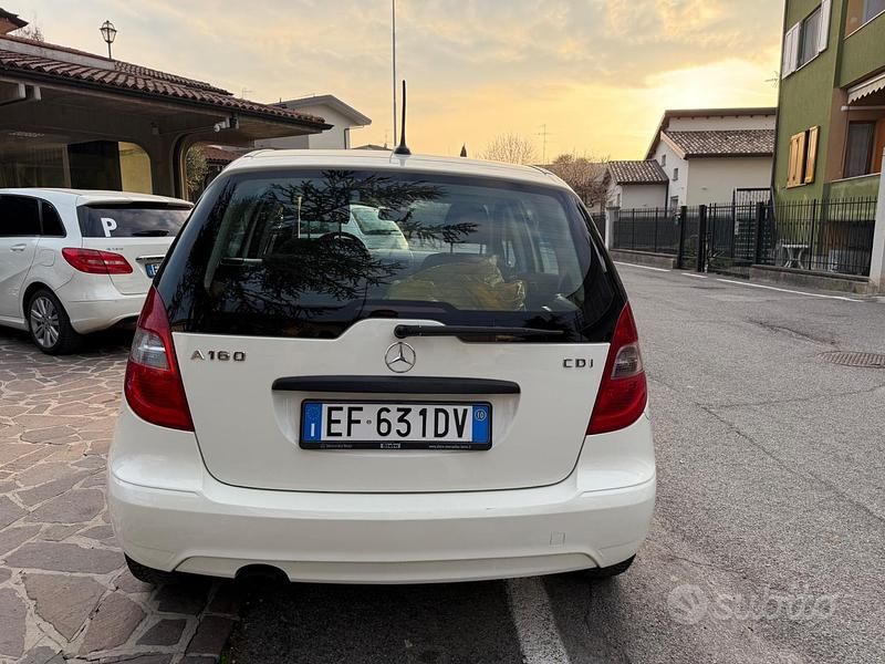 Usata Mercedes A160 Elegance 81 CV (59 kW) 2010 Bianco Berlina