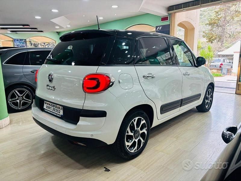Usata Fiat 500L Lounge 120 CV (88 kW) 2022 Bianco Monovolume