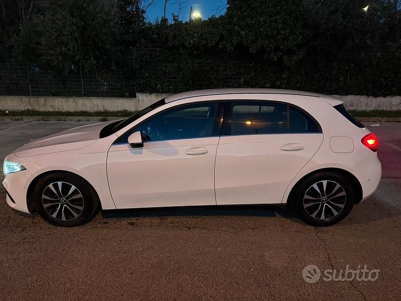 Occasion Mercedes A180 Advanced 116 ch (85 kW) 2024 Blanc Berline