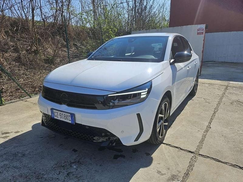 Usata Opel Corsa 101 CV (74 kW) 2025 Bianco Utilitaria