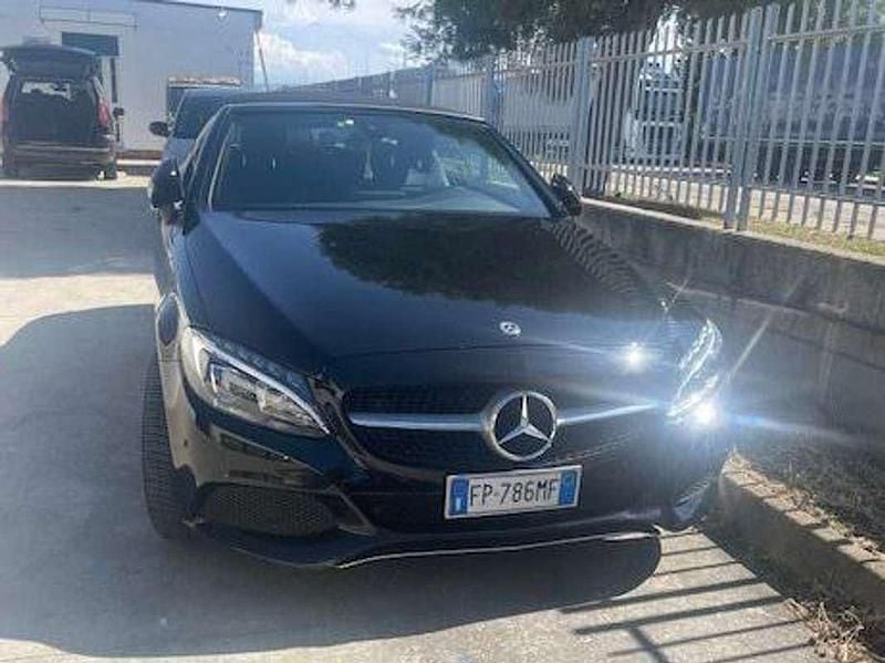 Usata Mercedes C220 170 CV (125 kW) 2018 Nero Cabrio