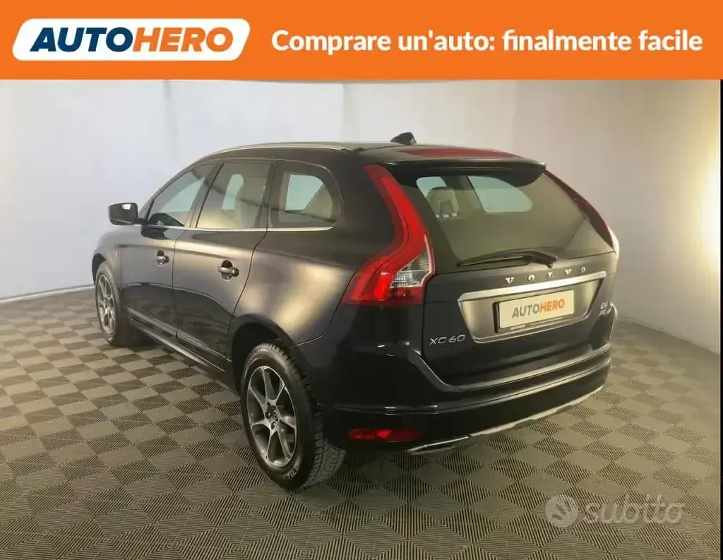 Usata Volvo XC60 Business Edition 190 CV (139 kW) 2017 Bluazzurro SUV