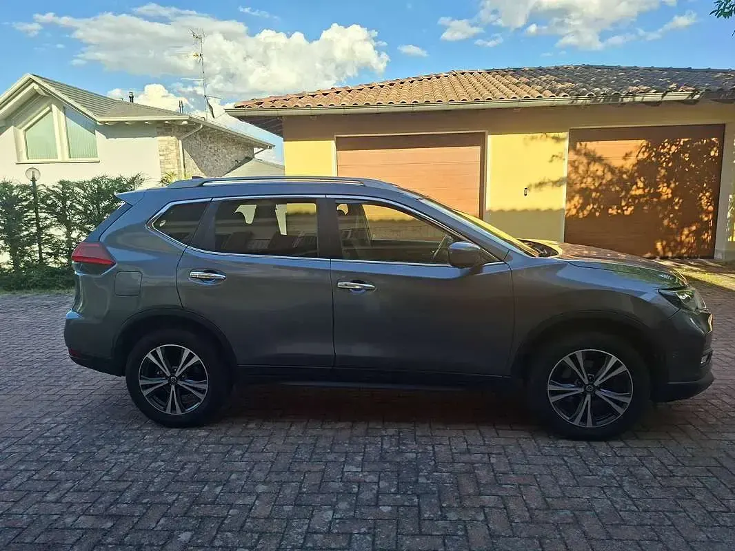 Usata Nissan X-Trail N-Connecta 177 CV (130 kW) 2019 Grigio SUV