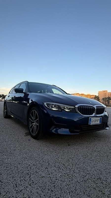Usata BMW 318 Sport Line 150 CV (110 kW) 2020 Blu Station wagon