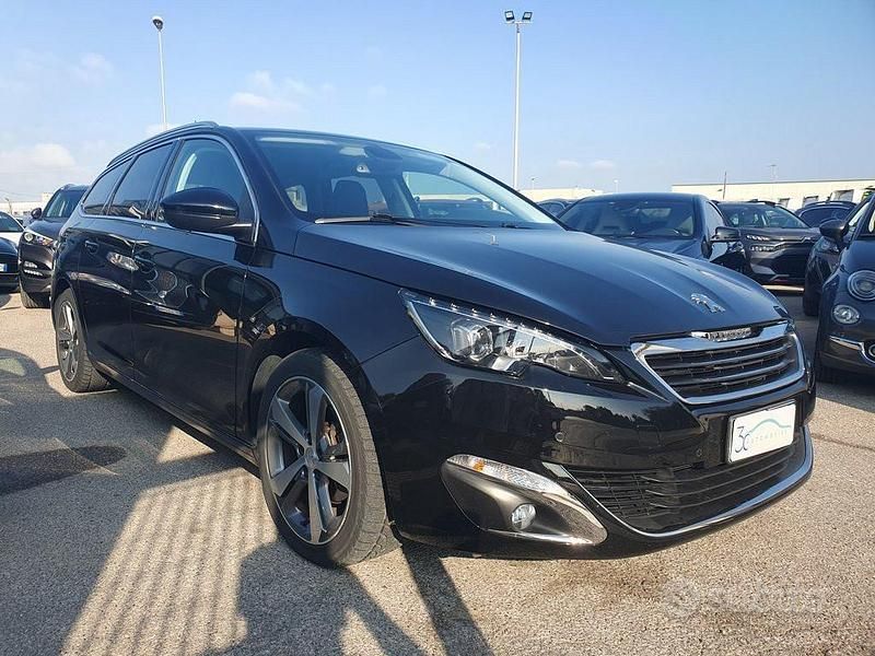 Usata Peugeot 308 SW Allure 120 CV (88 kW) 2017 Nero Station wagon