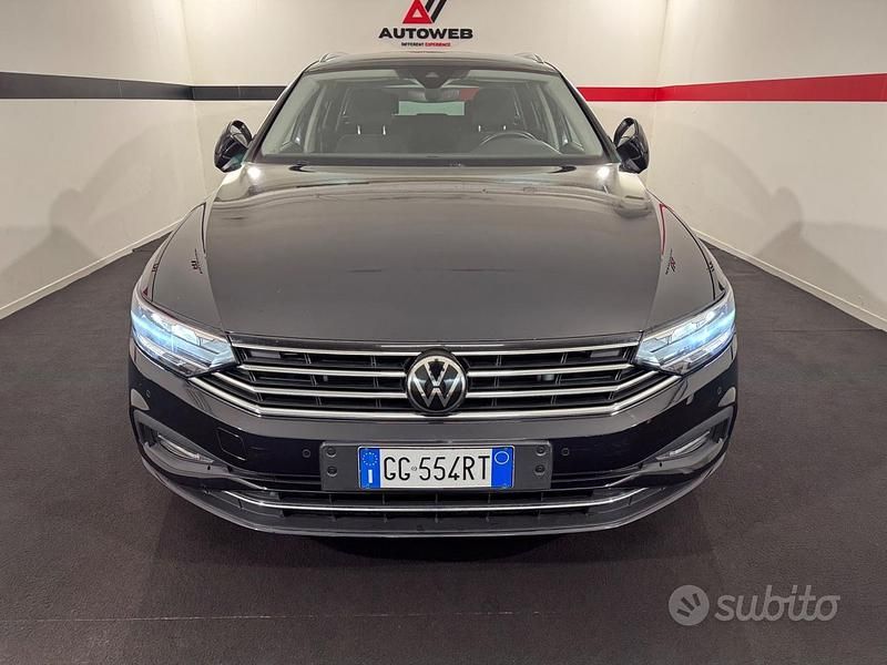 Usata VW Passat Business 150 CV (110 kW) 2021 Nero Station wagon