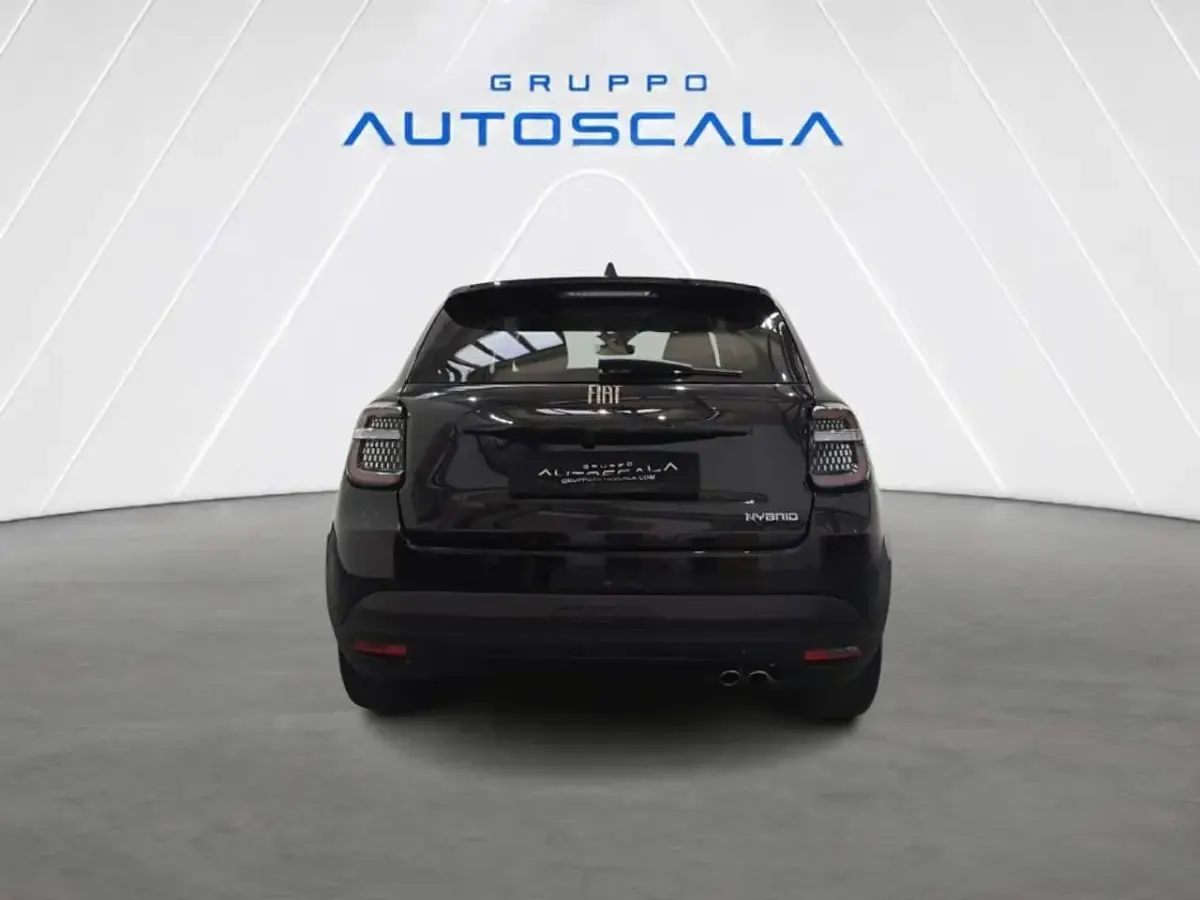 Usata Fiat 600 Icon 136 CV (100 kW) 2025 Nero cinema extraserie SUV