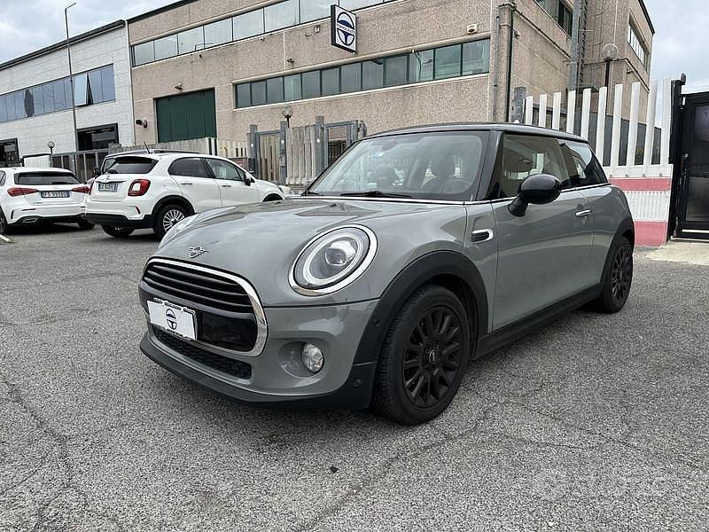 Usata Mini Cooper D 116 CV (85 kW) 2019 Grigio Utilitaria