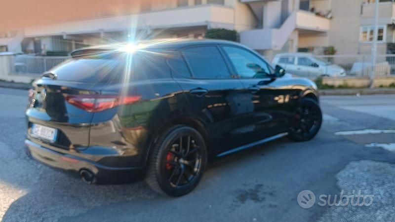 Usata Alfa Romeo Stelvio Veloce 210 CV (154 kW) 2021 Nero SUV