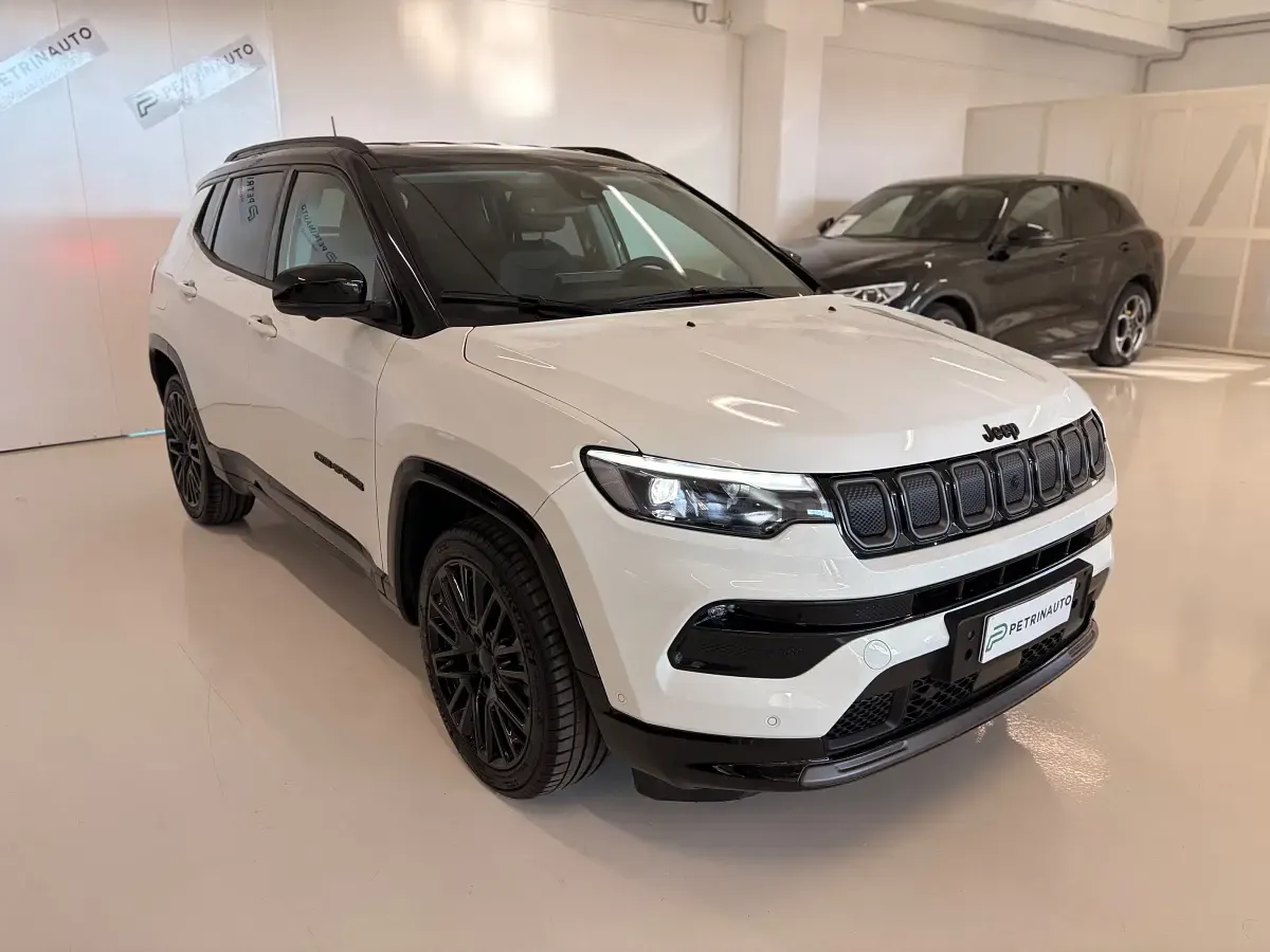 Usata Jeep Compass 131 CV (96 kW) 2024 Bianco SUV