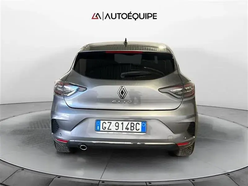 Usata Renault Clio Techno 2025 Grigio scuro Utilitaria
