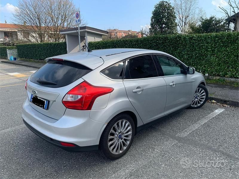 Usata Ford Focus 2011 Grigio Berlina