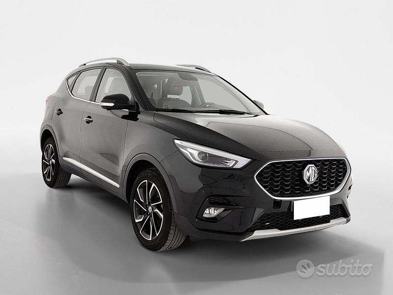 Usata MG ZS Luxury 106 CV (77 kW) 2024 Nero SUV