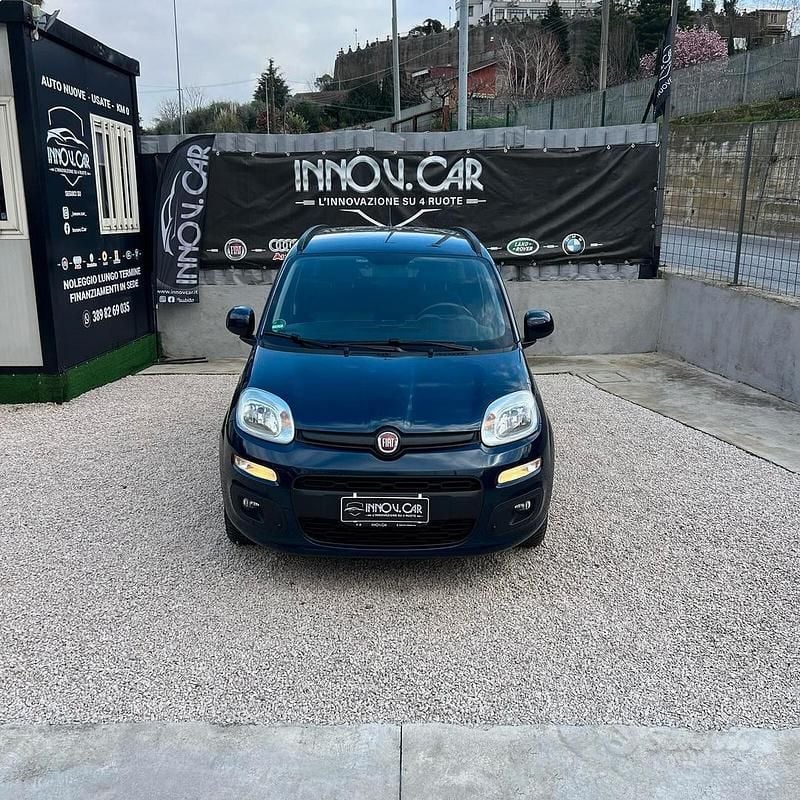 Usata Fiat Panda Lounge 69 CV (50 kW) 2018 Blu Utilitaria