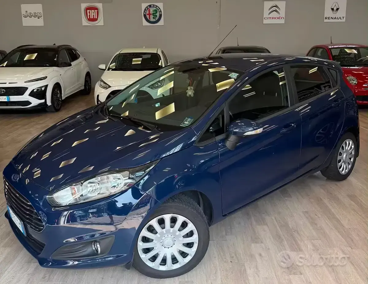 Usata Ford Fiesta 95 CV (69 kW) 2015 Bluazzurro Utilitaria