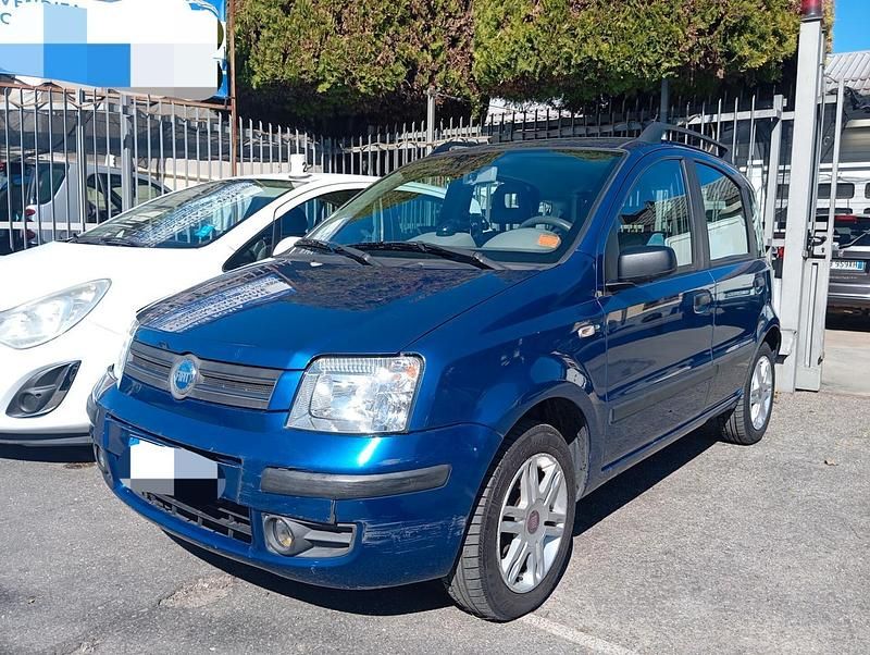 Usata Fiat Panda Emotion 60 CV (44 kW) 2006 Blu Utilitaria