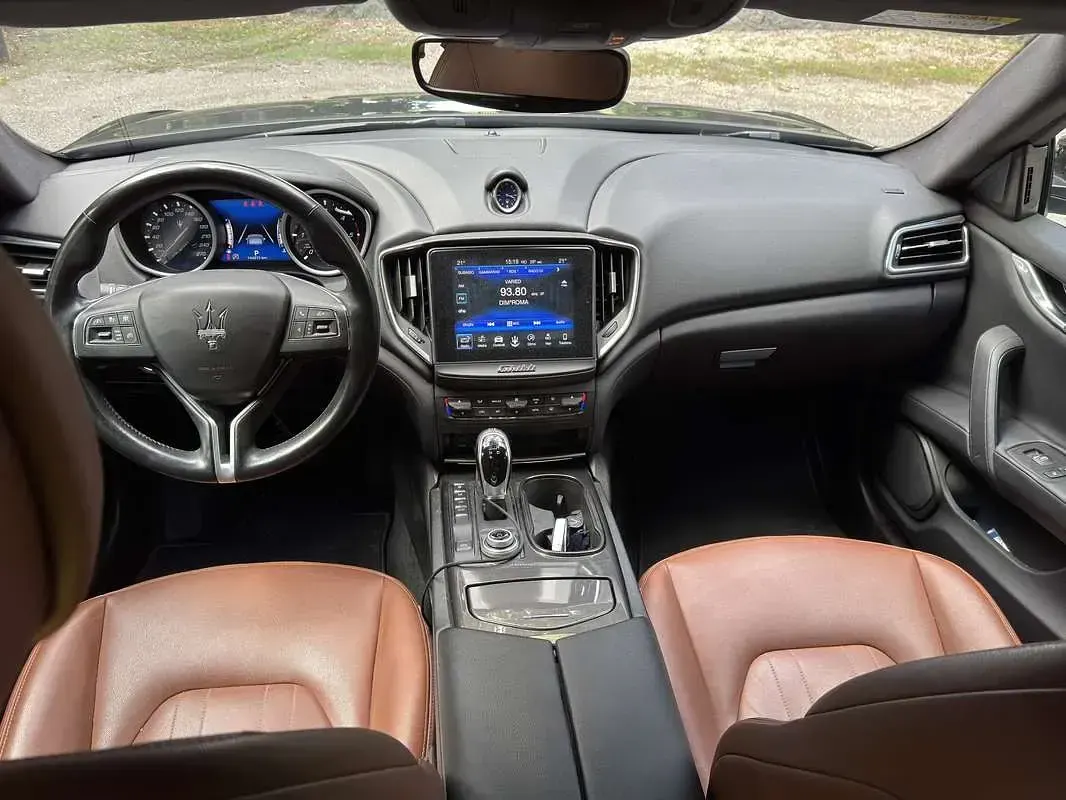 Usata Maserati Ghibli 250 CV (183 kW) 2018 Nero Berlina