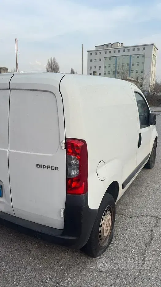 Usata Peugeot Bipper 75 CV (55 kW) 2013 Bianco Monovolume