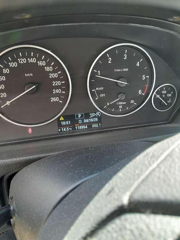 Usata BMW 318 90 CV (66 kW) 2012 Blu/azzurro Berlina