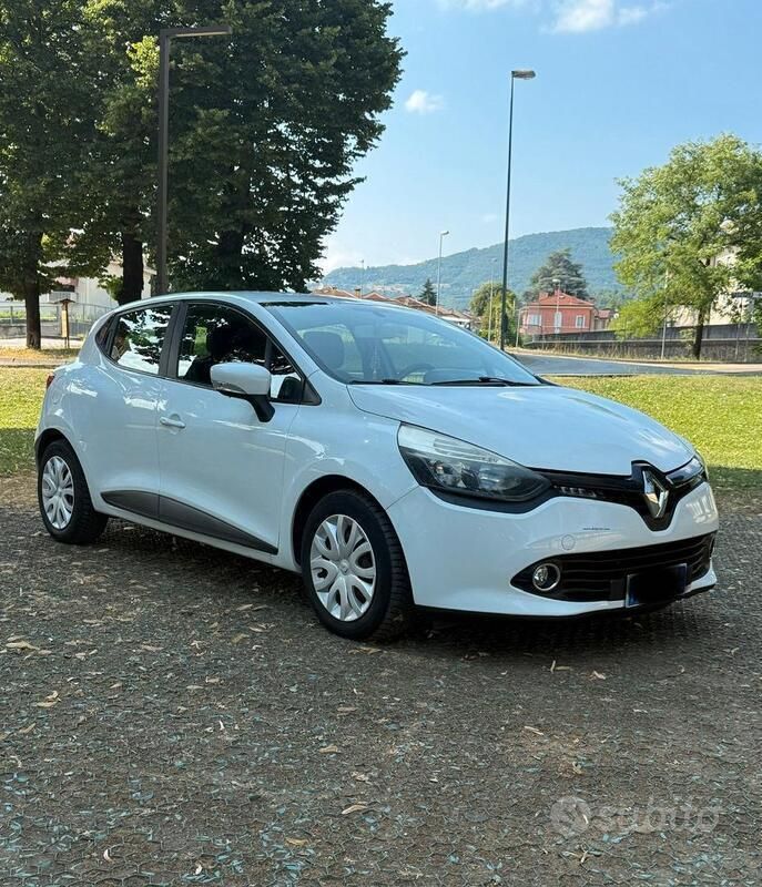 Usata Renault Clio IV 75 CV (55 kW) 2014 Bianco Berlina