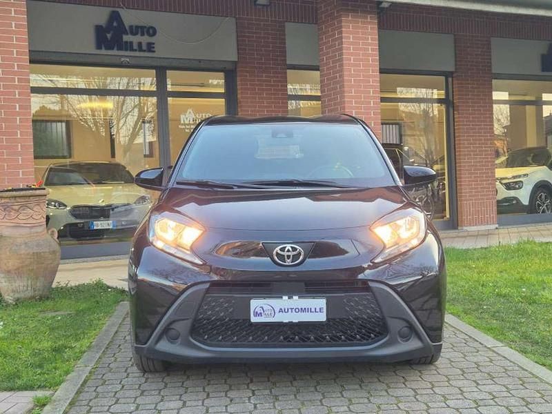 Usata Toyota Aygo X Active 72 CV (52 kW) 2025 Nero SUV