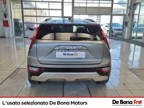 Usata Kia Niro Premium 140 CV (102 kW) 2023 Grigio SUV