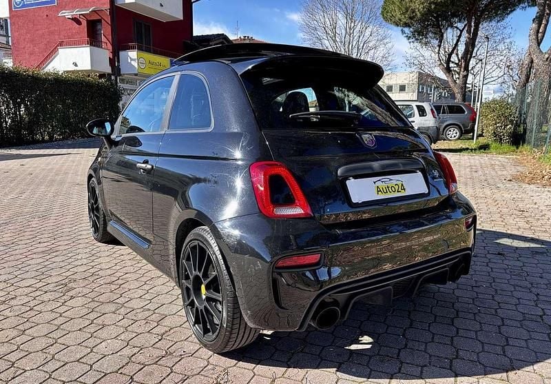 Usata Abarth 595 Esseesse 179 CV (131 kW) 2019 Nero Utilitaria