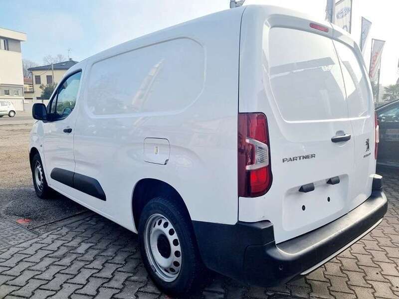 Usata Renault Express 102 CV (75 kW) 2020 Bianco Monovolume