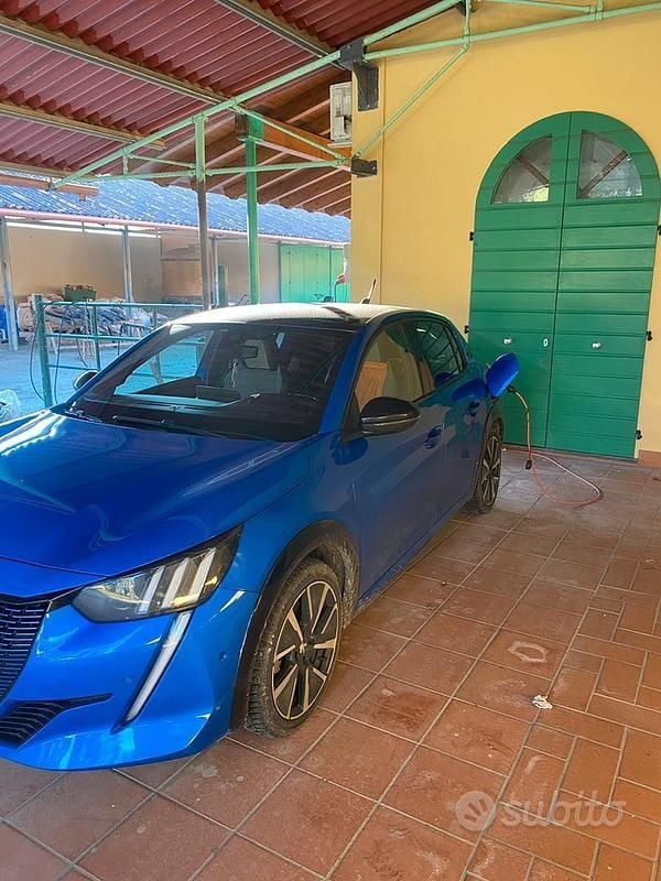 Usata Peugeot 208 GTi 100 kW (136 CV) 2019 Blu Utilitaria