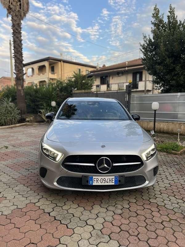 Usata Mercedes A200 Premium 163 CV (119 kW) 2019 Berlina