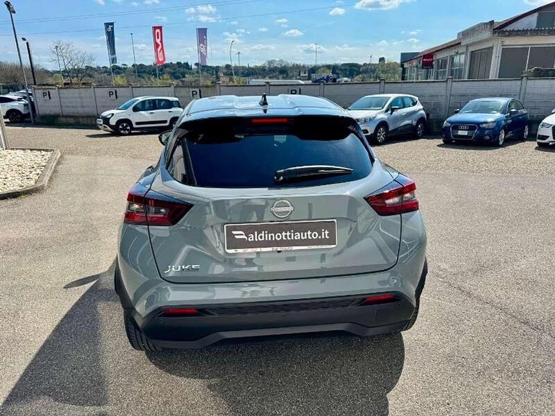 Usata Nissan Juke N-Connecta 114 CV (83 kW) 2025 Grigio SUV