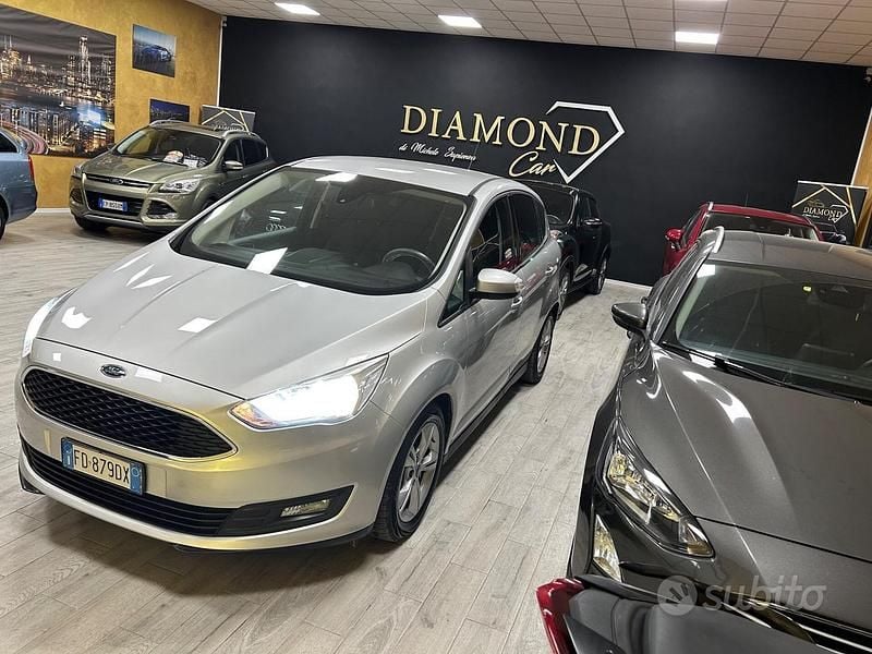 Begagnad Ford C-MAX 120 HK (88 kW) 2016 Grå Minibuss