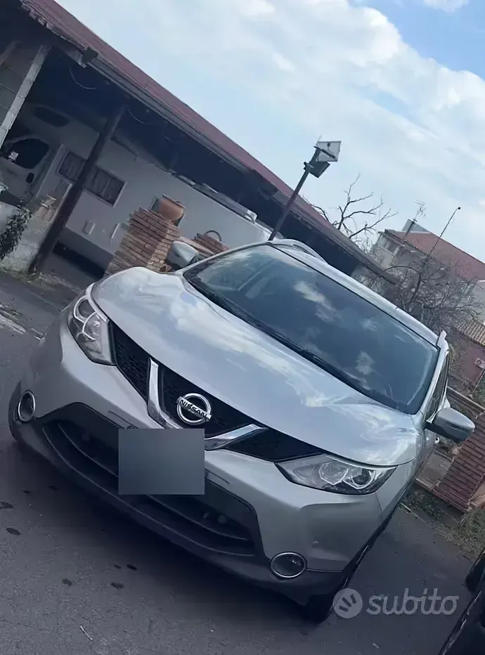 Usata Nissan Qashqai 360º 131 CV (96 kW) 2017 Grigio SUV