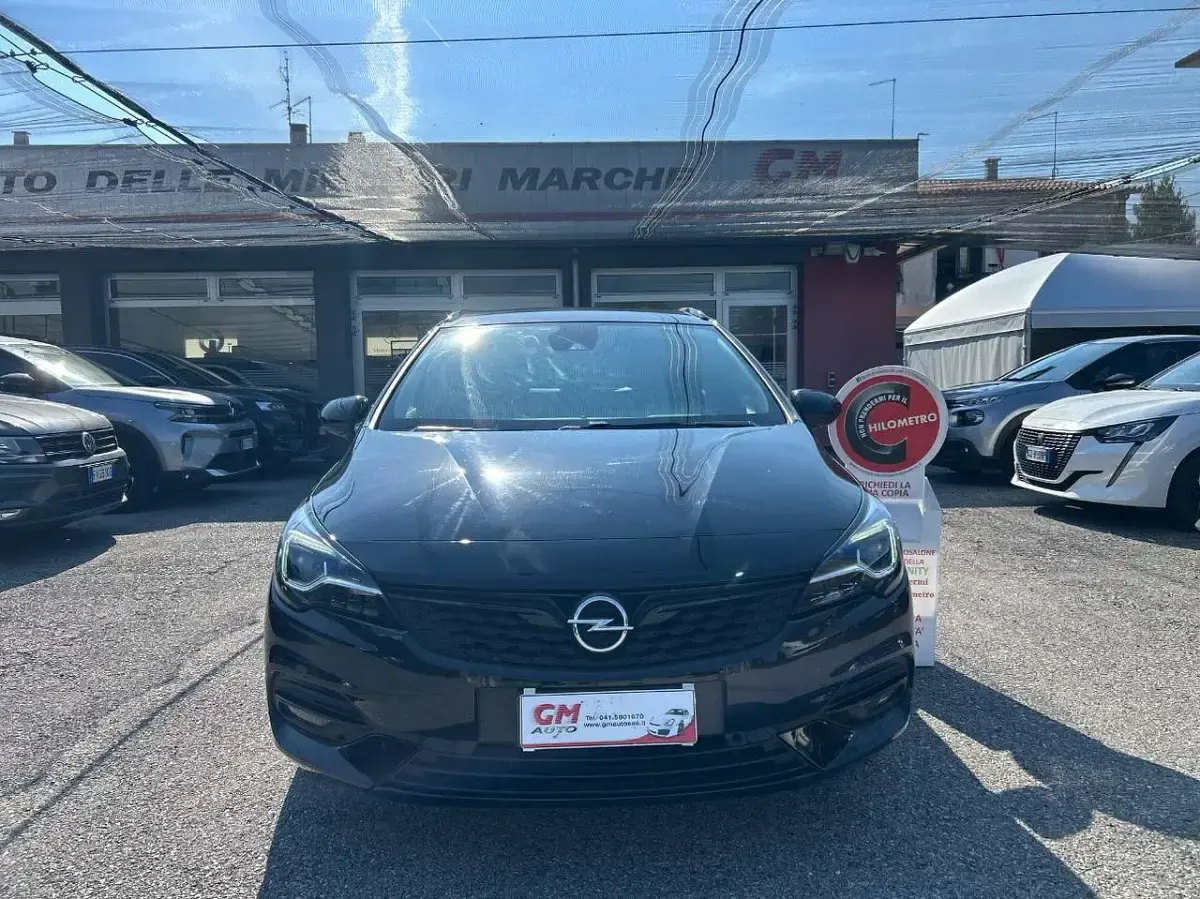 Usata Opel Astra Ultimate 122 CV (89 kW) 2021 Nero Station wagon
