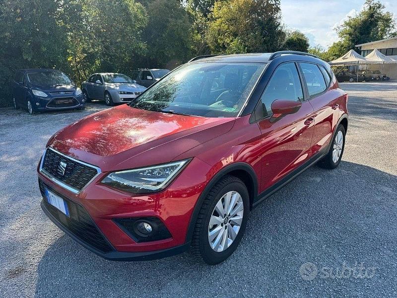 Usata Seat Arona Style 90 CV (66 kW) 2020 Rosso SUV