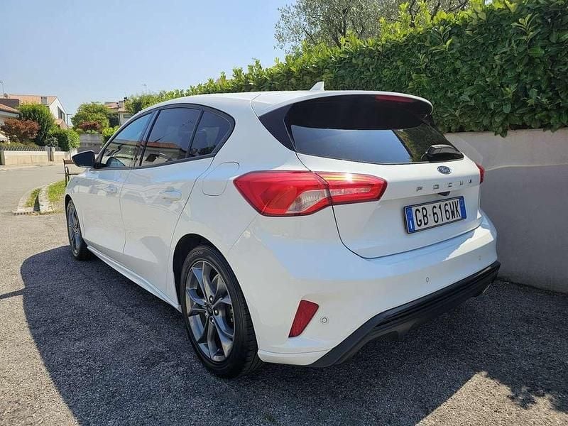 Usata Ford Focus ST-Line 120 CV (88 kW) 2020 Berlina
