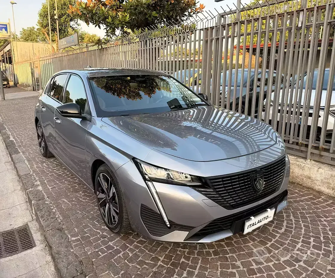 Usata Peugeot 308 Allure 131 CV (96 kW) 2022 Grigio Berlina
